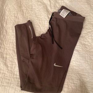 Size Large Nike running men's leggings